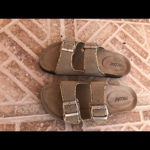 New: Nicole Sandals 👡